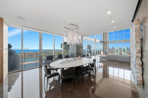 Condominio en venta en Miami Beach, Florida, 5 dormitorios, 840.67 m2 № 2256751 - foto 22