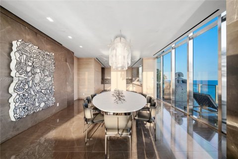 Condominio en venta en Miami Beach, Florida, 5 dormitorios, 840.67 m2 № 2256751 - foto 25