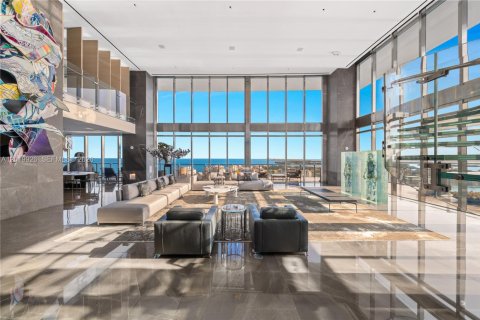Condominio en venta en Miami Beach, Florida, 5 dormitorios, 840.67 m2 № 2256751 - foto 4