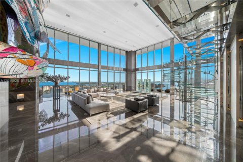 Condominio en venta en Miami Beach, Florida, 5 dormitorios, 840.67 m2 № 2256751 - foto 19