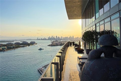 Condominio en venta en Miami Beach, Florida, 5 dormitorios, 840.67 m2 № 2256751 - foto 23