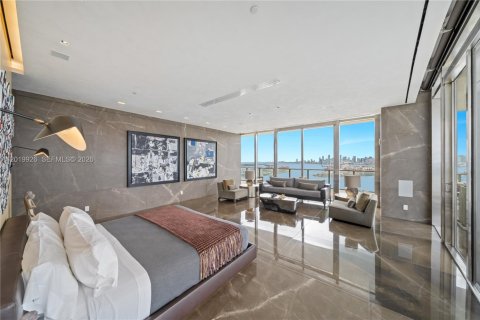Condominio en venta en Miami Beach, Florida, 5 dormitorios, 840.67 m2 № 2256751 - foto 6