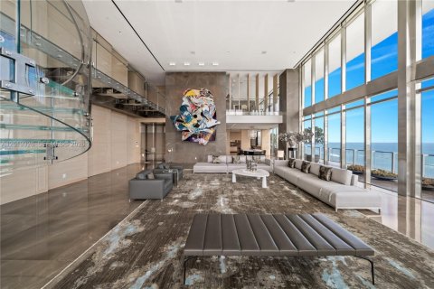 Condominio en venta en Miami Beach, Florida, 5 dormitorios, 840.67 m2 № 2256751 - foto 21