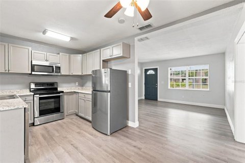 Villa ou maison à vendre à Winter Haven, Floride: 4 chambres, 142.33 m2 № 2285263 - photo 20