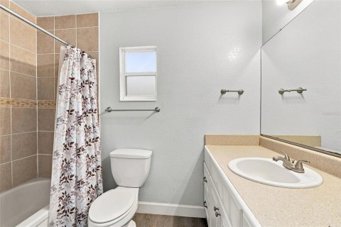 Villa ou maison à vendre à Winter Haven, Floride: 4 chambres, 142.33 m2 № 2285263 - photo 15