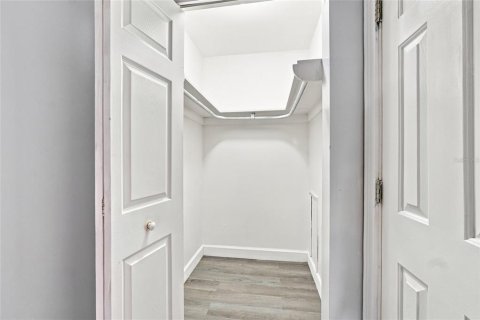 Villa ou maison à vendre à Winter Haven, Floride: 4 chambres, 142.33 m2 № 2285263 - photo 16