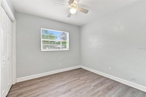Villa ou maison à vendre à Winter Haven, Floride: 4 chambres, 142.33 m2 № 2285263 - photo 10