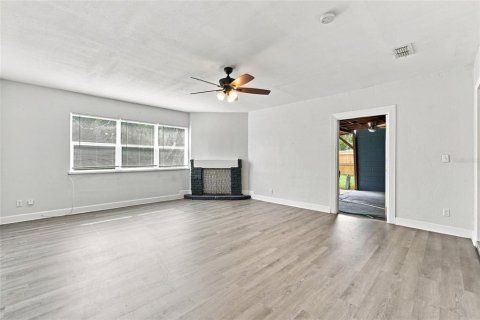 Villa ou maison à vendre à Winter Haven, Floride: 4 chambres, 142.33 m2 № 2285263 - photo 25