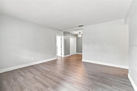 Villa ou maison à vendre à Winter Haven, Floride: 4 chambres, 142.33 m2 № 2285263 - photo 7