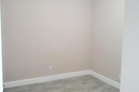 Townhouse in North Lauderdale, Florida 4 bedrooms, 128.21 sq.m. № 2399716 - photo 6