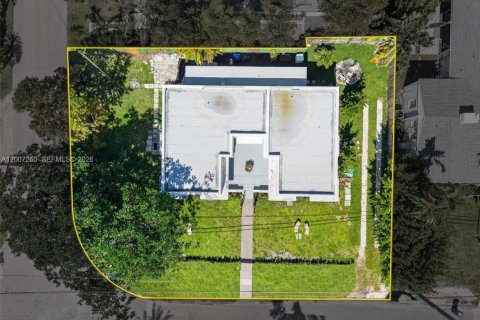 Commercial property in Fort Lauderdale, Florida 177.63 sq.m. № 2090170 - photo 5