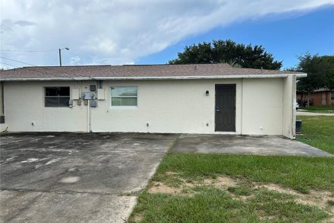 Duplex in Lake Placid, Florida 4 bedrooms, 145.67 sq.m. № 1843631 - photo 10