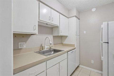 Copropriété à vendre à Altamonte Springs, Floride: 2 chambres, 76.92 m2 № 2219352 - photo 18