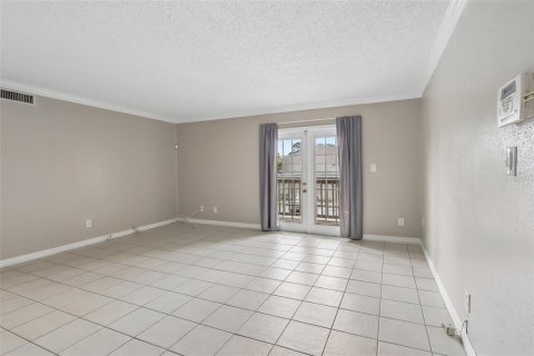 Copropriété à vendre à Altamonte Springs, Floride: 2 chambres, 76.92 m2 № 2219352 - photo 9