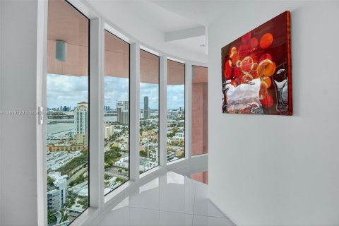 Copropriété à vendre à Miami Beach, Floride: 3 chambres, 506.32 m2 № 1950818 - photo 21