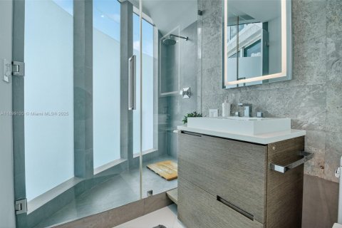 Copropriété à vendre à Miami Beach, Floride: 3 chambres, 506.32 m2 № 1950818 - photo 29