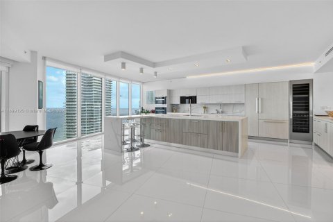 Copropriété à vendre à Miami Beach, Floride: 3 chambres, 506.32 m2 № 1950818 - photo 11
