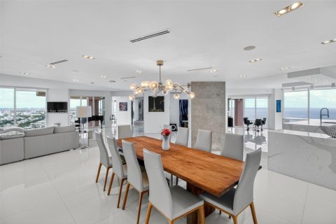 Copropriété à vendre à Miami Beach, Floride: 3 chambres, 506.32 m2 № 1950818 - photo 9