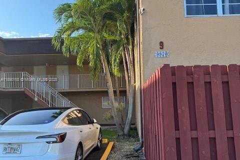 Condominio en alquiler en Miami, Florida, 1 dormitorio, 70.14 m2 № 1939301 - foto 10