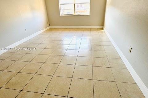 Condominio en alquiler en Miami, Florida, 1 dormitorio, 70.14 m2 № 1939301 - foto 7