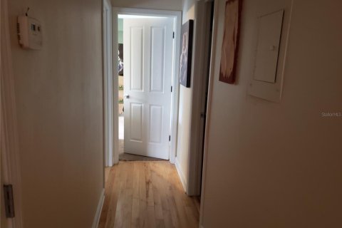 Condo in Orlando, Florida, 2 bedrooms  № 1878069 - photo 10