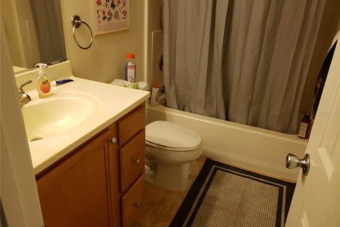 Condo in Orlando, Florida, 2 bedrooms  № 1878069 - photo 11