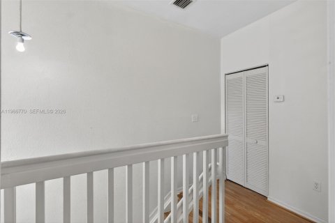 Купить таунхаус в Хомстед, Флорида 3 спальни, 128.02м2, № 2028979 - фото 28