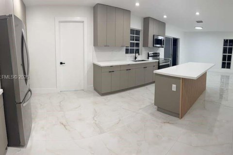 Купить таунхаус в Майами, Флорида 3 спальни, 125.42м2, № 2009528 - фото 6