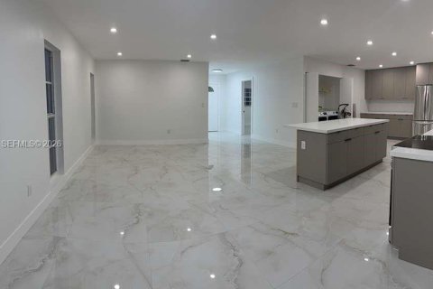 Купить таунхаус в Майами, Флорида 3 спальни, 125.42м2, № 2009528 - фото 9