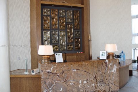 Снять в аренду кондоминиум в Санрайз, Флорида 3 спальни, 118.08м2, № 2006059 - фото 2