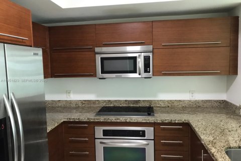 Снять в аренду кондоминиум в Санрайз, Флорида 3 спальни, 118.08м2, № 2006059 - фото 10