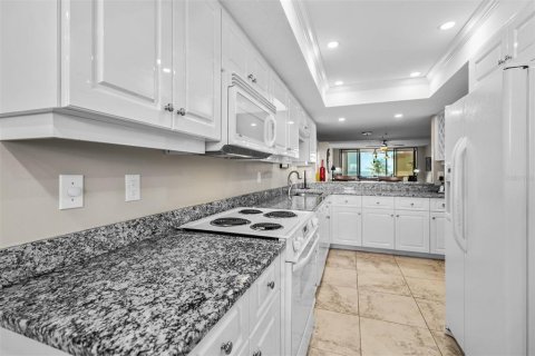 Снять в аренду кондоминиум в Сарасота, Флорида 2 комнаты, 119.47м2, № 565714 - фото 8