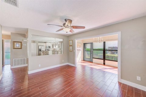 Copropriété à vendre à Clearwater, Floride: 2 chambres, 101.73 m2 № 1589940 - photo 6