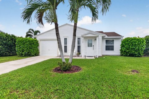 Casa en Boynton Beach, Florida 2 dormitorios, 124.58 m2 № 2385466