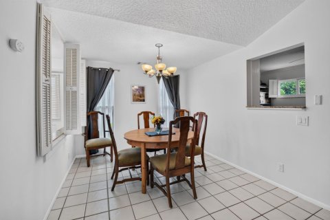 Casa en venta en Boynton Beach, Florida, 2 dormitorios, 124.58 m2 № 2385466 - foto 11
