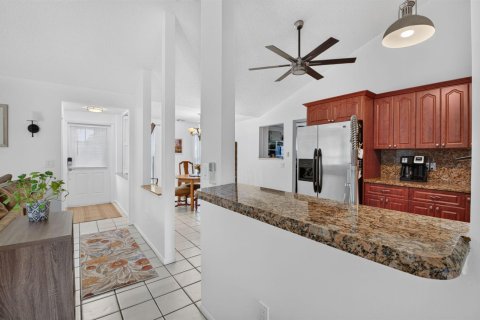 Casa en venta en Boynton Beach, Florida, 2 dormitorios, 124.58 m2 № 2385466 - foto 10