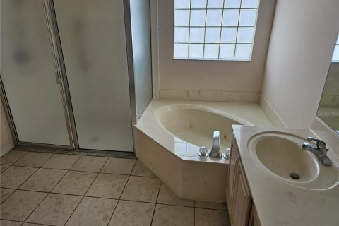 Casa en alquiler en Sun City Center, Florida, 3 dormitorios, 176.61 m2 № 1761485 - foto 20
