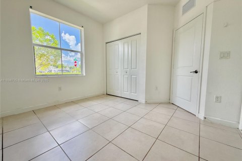 Touwnhouse à louer à Homestead, Floride: 3 chambres, 123.37 m2 № 1825477 - photo 25