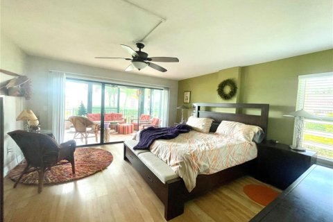 Condo in South Pasadena, Florida, 2 bedrooms № 2151815 - photo 15