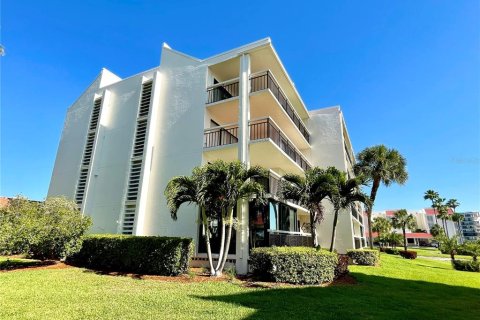 Condo in South Pasadena, Florida, 2 bedrooms № 2151815 - photo 24