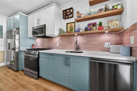 Снять в аренду кондоминиум в Майами-Бич, Флорида 1 спальня, 52.95м2, № 2080095 - фото 13