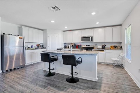 Casa en venta en Astatula, Florida, 5 dormitorios, 183.02 m2 № 2422829 - foto 6