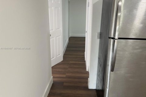 Снять в аренду виллу или дом в Дейви, Флорида 4 спальни, 102.56м2, № 2004576 - фото 5