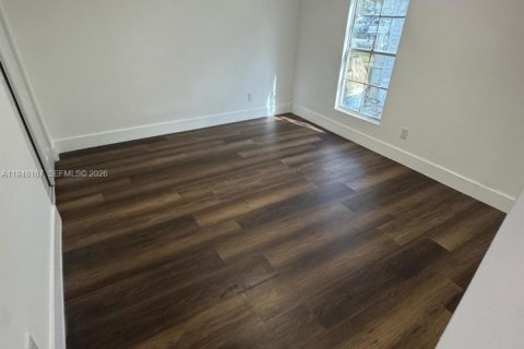 Снять в аренду виллу или дом в Дейви, Флорида 4 спальни, 102.56м2, № 2004576 - фото 7