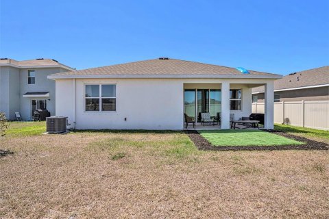 House in Wimauma, Florida 3 bedrooms, 171.31 sq.m. № 1661772 - photo 21
