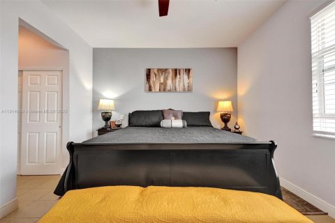 Купить таунхаус в Мирамар, Флорида 2 спальни, 163.51м2, № 1970487 - фото 15