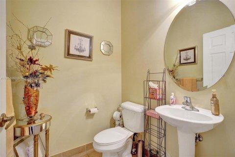 Купить таунхаус в Мирамар, Флорида 2 спальни, 163.51м2, № 1970487 - фото 6