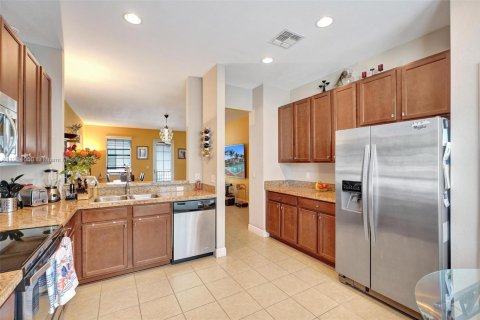 Купить таунхаус в Мирамар, Флорида 2 спальни, 163.51м2, № 1970487 - фото 10