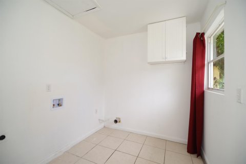Villa ou maison à louer à Vero Beach, Floride: 2 chambres, 101.45 m2 № 2248532 - photo 17