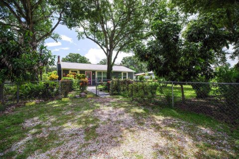 Villa ou maison à louer à Vero Beach, Floride: 2 chambres, 101.45 m2 № 2248532 - photo 18